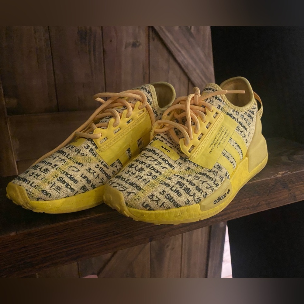 Men’s size 5 adidas nmd yellow
